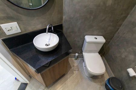 Casa à venda com 138m², 3 quartos e 4 vagas Casa à venda com 138m², 3 quartos e 4 vagasBanheiro da Suíte