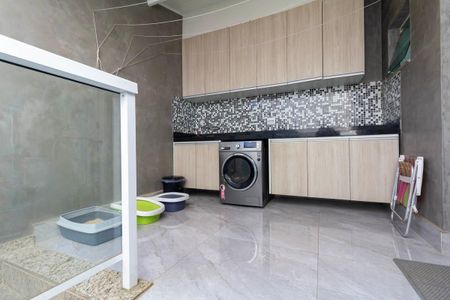 Casa à venda com 138m², 3 quartos e 4 vagas Casa à venda com 138m², 3 quartos e 4 vagasÁrea de Serviço