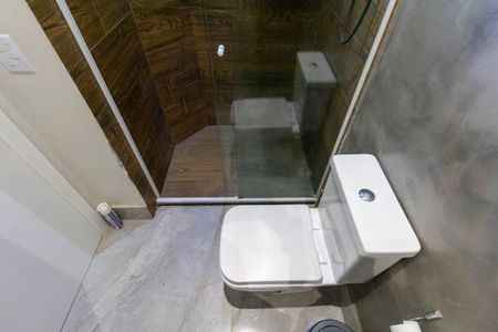 Banheiro social de casa à venda com 3 quartos, 138m² em Vila Talarico, São Paulo