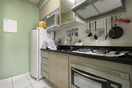 Apartamento para alugar com 57m², 2 quartos e 1 vaga Apartamento para alugar com 57m², 2 quartos e 1 vagaCozinha e Área de Serviço