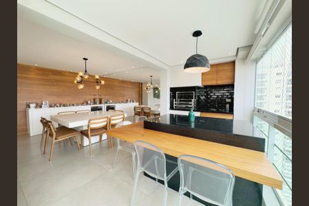 Apartamento à venda com 143m², 3 quartos e 3 vagasFoto 08