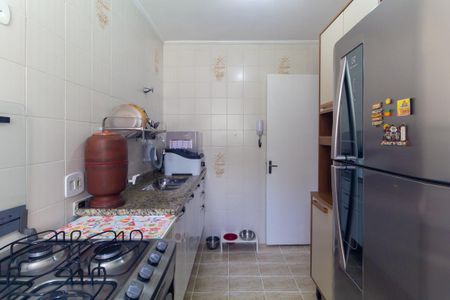 Cozinha de apartamento para alugar com 3 quartos, 60m² em Jardim Ibitirama, São Paulo