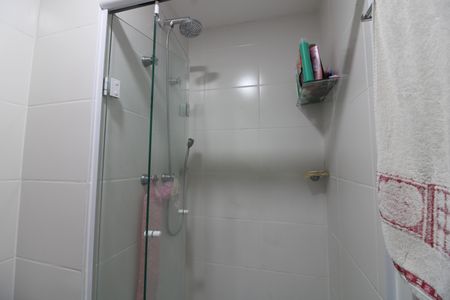 Apartamento à venda com 62m², 2 quartos e 1 vagaBanheiro quarto 2