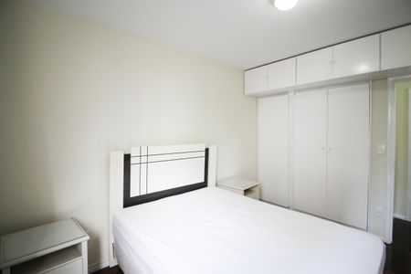 Apartamento para alugar com 76m², 3 quartos e 1 vagaQuarto 1