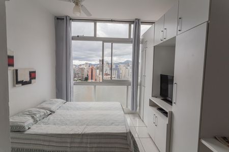 Quarto de apartamento para alugar com 1 quarto, 34m² em Santo Agostinho, Belo Horizonte