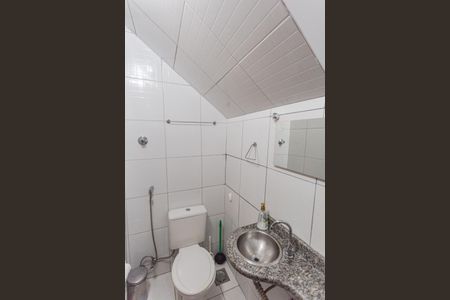 Banheiro Social de apartamento para alugar com 1 quarto, 34m² em Santo Agostinho, Belo Horizonte