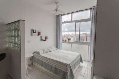 Quarto de apartamento para alugar com 1 quarto, 34m² em Santo Agostinho, Belo Horizonte