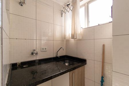 Apartamento para alugar com 60m², 3 quartos e 1 vagaÁrea de Serviço