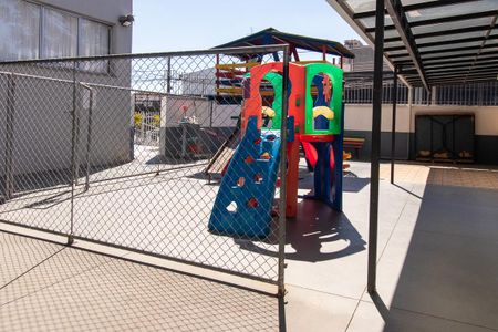 Apartamento para alugar com 60m², 3 quartos e 1 vagaÁrea comum - Playground