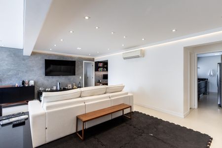 Apartamento à venda com 145m², 2 quartos e 3 vagasSala