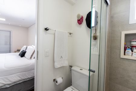 Apartamento à venda com 145m², 2 quartos e 3 vagasQuarto 1 - Banheiro 2