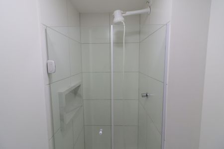 Banheiro de apartamento à venda com 1 quarto, 37m² em Bonfim, Osasco