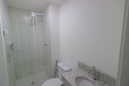 Banheiro de apartamento à venda com 1 quarto, 37m² em Bonfim, Osasco