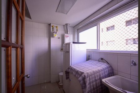 Apartamento à venda com 114m², 2 quartos e 2 vagasÁrea de Serviço 