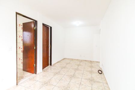Sala de apartamento para alugar com 2 quartos, 55m² em Colônia (zona Leste), São Paulo