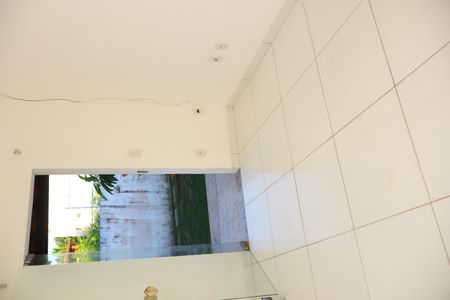 Sala de casa de condomínio para alugar com 2 quartos, 70m² em Praia do Flamengo, Salvador