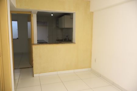 Sala de casa de condomínio para alugar com 2 quartos, 70m² em Praia do Flamengo, Salvador