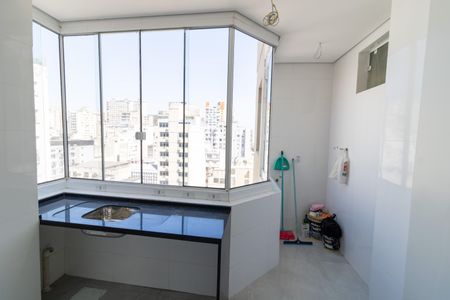 Apartamento à venda com 83m², 2 quartos e sem vagaCozinha e Área de Serviço