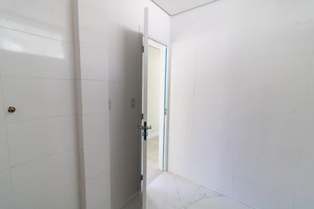 Apartamento à venda com 83m², 2 quartos e sem vagaBanheiro