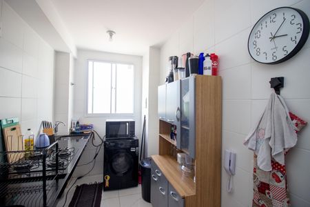 Apartamento à venda com 48m², 2 quartos e 1 vaga Apartamento à venda com 48m², 2 quartos e 1 vagaCozinha e Área de Serviço