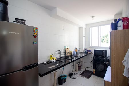 Apartamento à venda com 48m², 2 quartos e 1 vaga Apartamento à venda com 48m², 2 quartos e 1 vagaCozinha e Área de Serviço