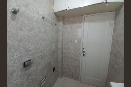 Apartamento para alugar com 45m², 2 quartos e sem vagaBanheiro