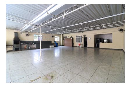 Casa de condomínio para alugar com 120m², 2 quartos e sem vagaÁrea comum - Salão de festas