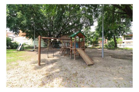 Casa de condomínio para alugar com 120m², 2 quartos e sem vagaÁrea comum - Playground