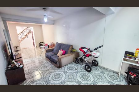 Casa para alugar com 330m², 4 quartos e 1 vagaSala