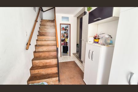 Casa para alugar com 330m², 4 quartos e 1 vagaAcesso ao segundo andar 