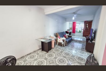 Casa para alugar com 330m², 4 quartos e 1 vagaSala