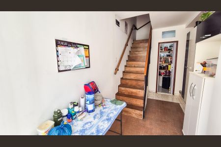 Casa para alugar com 330m², 4 quartos e 1 vagaAcesso ao segundo andar 