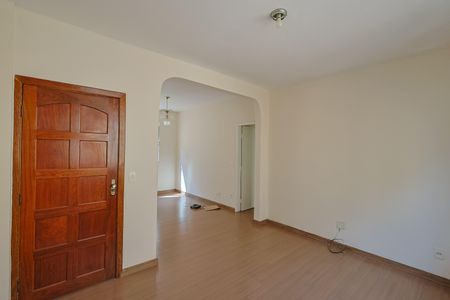 Sala de apartamento para alugar com 3 quartos, 96m² em Cidade Nova, Belo Horizonte