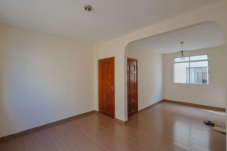 Sala de apartamento para alugar com 3 quartos, 96m² em Cidade Nova, Belo Horizonte
