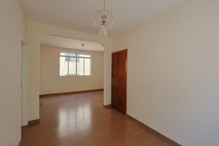 Sala de apartamento para alugar com 3 quartos, 96m² em Cidade Nova, Belo Horizonte