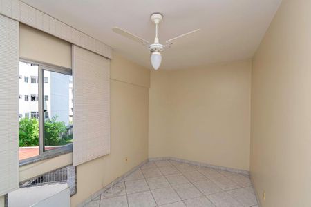 Quarto de apartamento à venda com 1 quarto, 47m² em Olaria, Rio de Janeiro