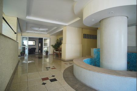 Apartamento à venda com 87m², 2 quartos e 2 vagasHall Externo