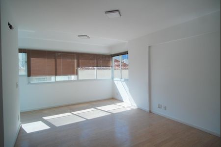 Apartamento à venda com 87m², 2 quartos e 2 vagasSala