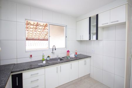 Casa de condomínio para alugar com 125m², 4 quartos e 2 vagasCozinha e Área de Serviço