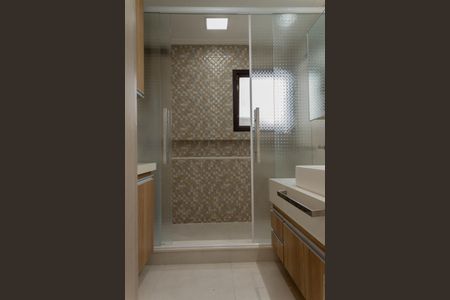 Apartamento à venda com 145m², 3 quartos e 3 vagasBanheiro da Suíte 1