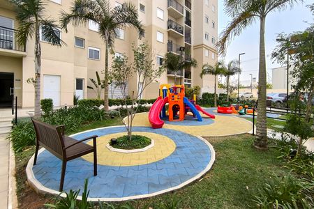 Apartamento à venda com 72m², 2 quartos e 1 vaga Apartamento à venda com 72m², 2 quartos e 1 vagaÁrea comum - Playground
