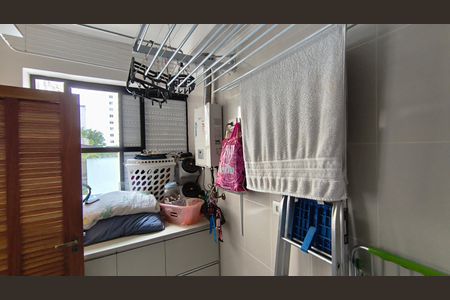 Apartamento à venda com 106m², 3 quartos e 1 vagaÁrea de Serviço