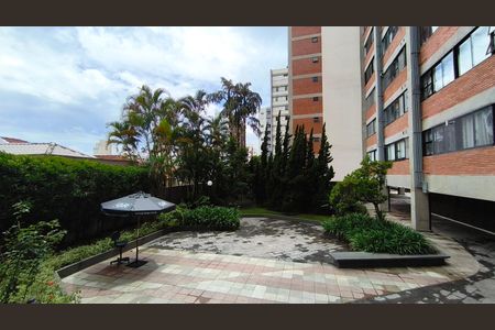 Apartamento à venda com 106m², 3 quartos e 1 vagaFachada