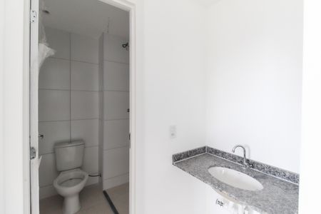 Apartamento à venda com 34m², 2 quartos e sem vagaBanheiro