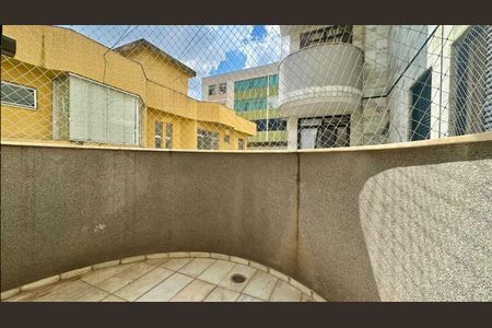 Varanda  de apartamento à venda com 3 quartos, 90m² em Estoril, Belo Horizonte