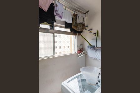 Apartamento à venda com 60m², 2 quartos e 1 vaga Apartamento à venda com 60m², 2 quartos e 1 vagaÁrea de Serviço