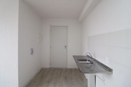 Cozinha de apartamento para alugar com 2 quartos, 35m² em Jardim Santa Adelia, São Paulo