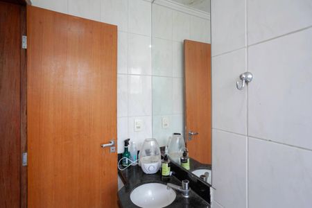 Apartamento à venda com 121m², 2 quartos e 2 vagasBanheiro da suíte 