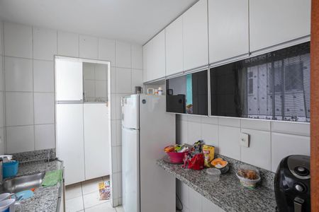 Apartamento à venda com 121m², 2 quartos e 2 vagasCozinha