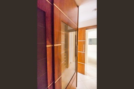 Apartamento para alugar com 60m², 2 quartos e 1 vagaCloset